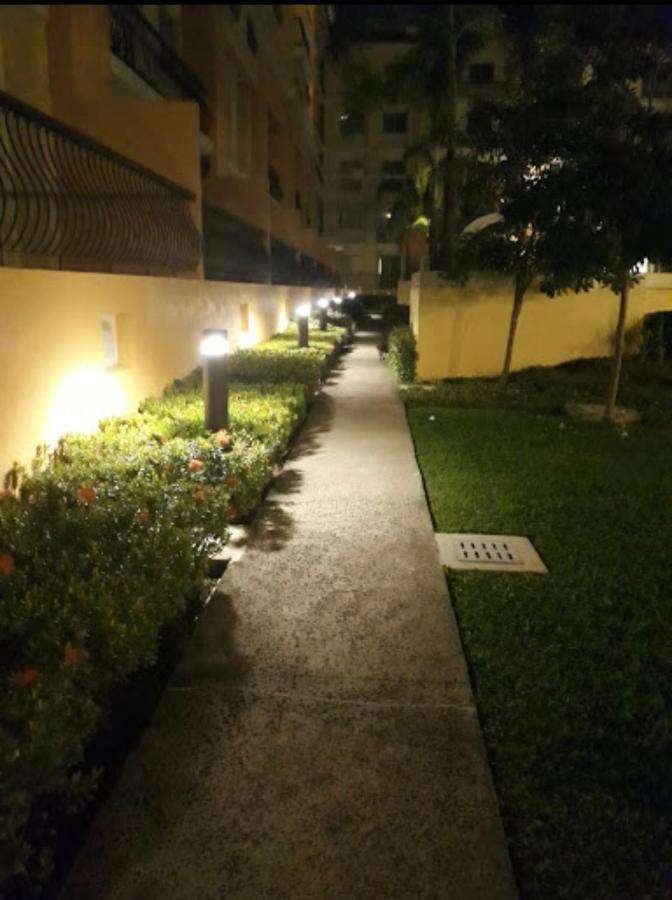 San Remo Oasis Srp Cebu Aparthotel Εξωτερικό φωτογραφία